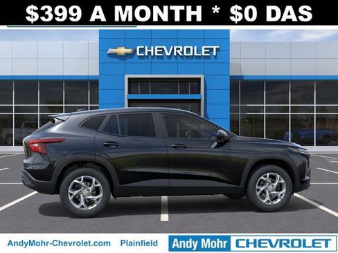 New 2026 Chevrolet Trax LS w/ LS Convenience Package FWD image 6
