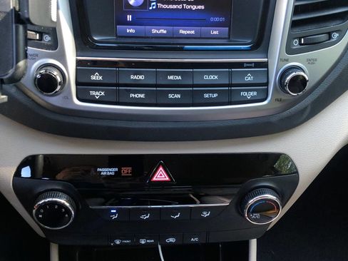 Used 2017 Hyundai Tucson SE FWD image 5