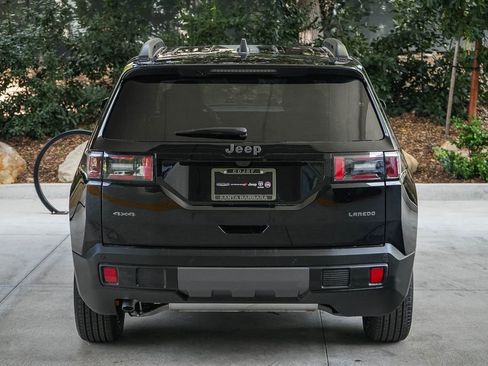 New 2026 Jeep Cherokee Laredo image 5