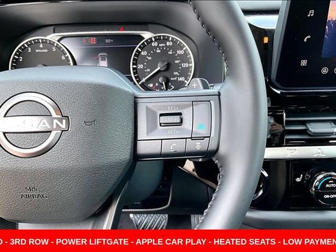 Used 2026 Nissan Pathfinder SV AWD/4WD image 12