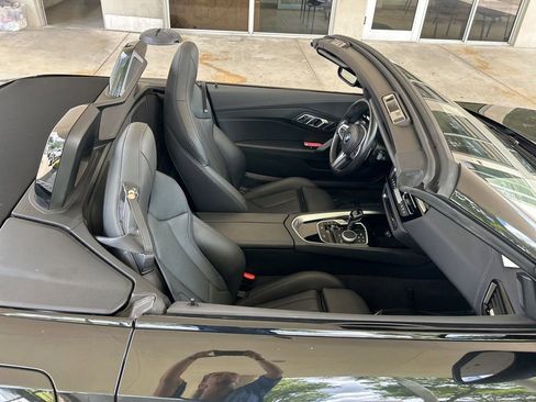 Used 2025 BMW Z4 sDrive30i RWD image 7
