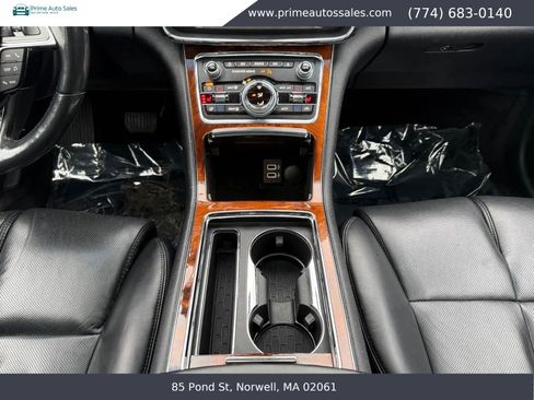 Used 2017 Lincoln Continental Select w/ Climate Package AWD/4WD image 19