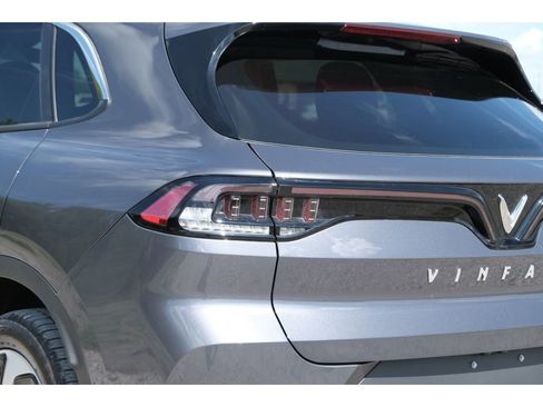 Used 2023 VinFast VF 8 Eco AWD/4WD image 27