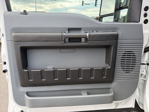 Used 2015 Ford F350 XL w/ Power Equipment Group image 32