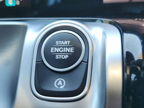 Used 2024 Mercedes-Benz GLB 250 GLB 250 image 21