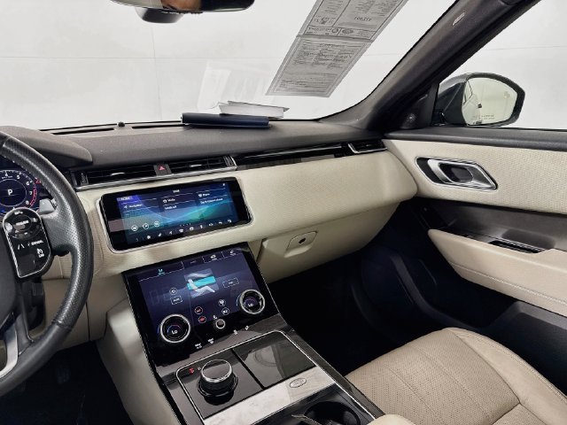 Used 2019 Land Rover Range Rover Velar S AWD/4WD image 26