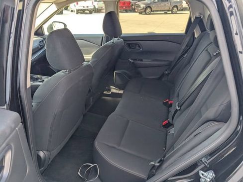 Used 2024 Nissan Rogue S AWD/4WD image 10