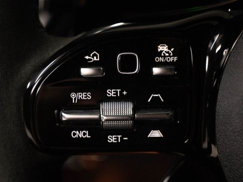 Used 2020 Mercedes-Benz AMG GT R image 25