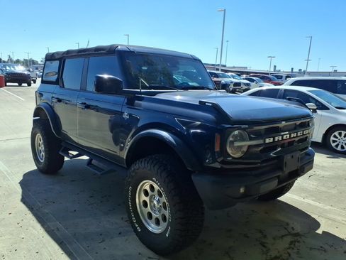 Used 2021 Ford Bronco Outer Banks AWD/4WD image 1