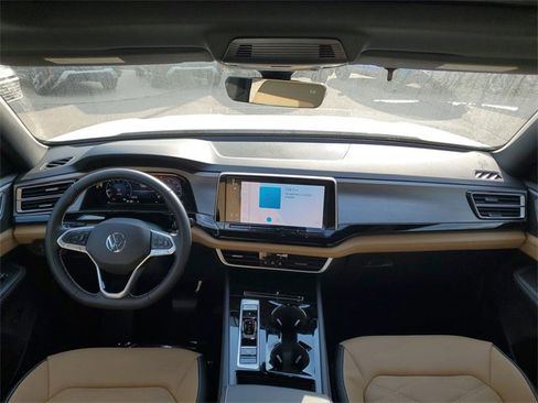 New 2026 Volkswagen Atlas Cross Sport SE image 12