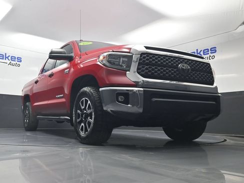 Used 2018 Toyota Tundra SR5 w/ TRD Off Road Package AWD/4WD image 40