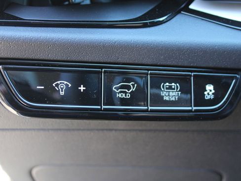 New 2026 Kia Niro EX FWD image 25