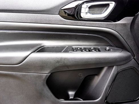 New 2026 Jeep Compass Latitude image 7