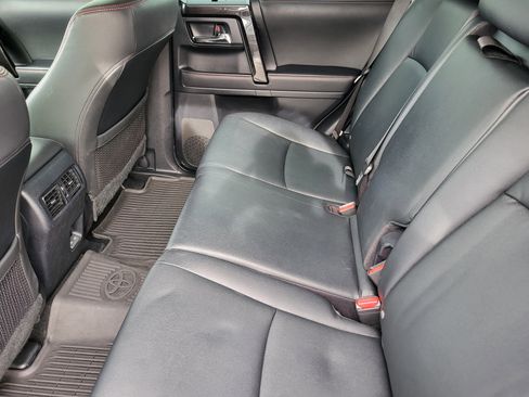 Certified 2024 Toyota 4Runner TRD Off-Road Premium w/ Moonroof Package image 10