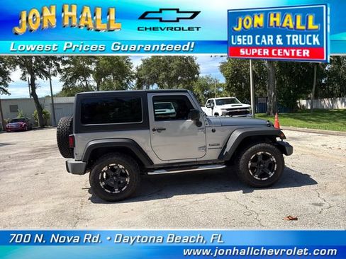 Used 2015 Jeep Wrangler Sport AWD/4WD image 12