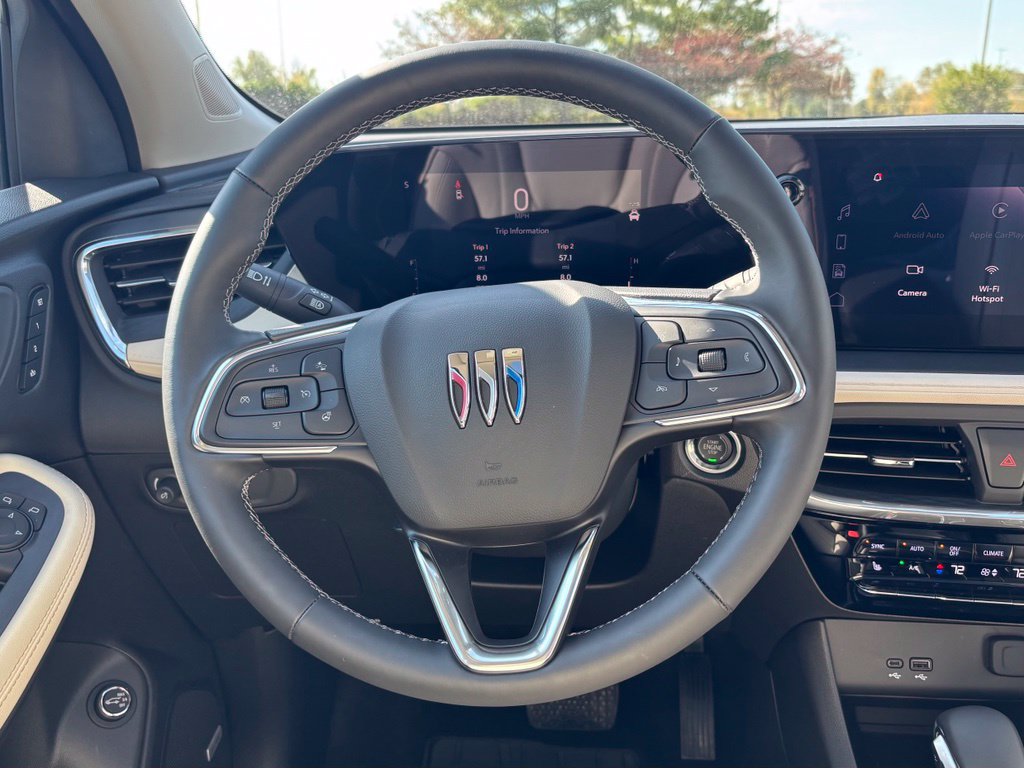 Used 2026 Buick Encore GX Avenir w/ Avenir Technology Package FWD image 27