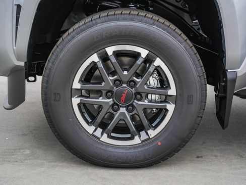 New 2025 Toyota Tacoma TRD Sport image 5