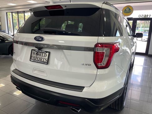 Used 2019 Ford Explorer XLT w/ Equipment Group 202A AWD/4WD image 18