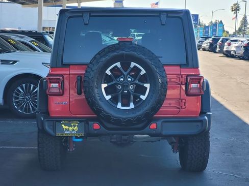 Certified 2025 Jeep Wrangler Unlimited Rubicon 4xe w/ Safety Group AWD/4WD image 5