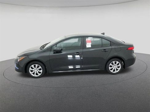 New 2026 Toyota Corolla LE image 3