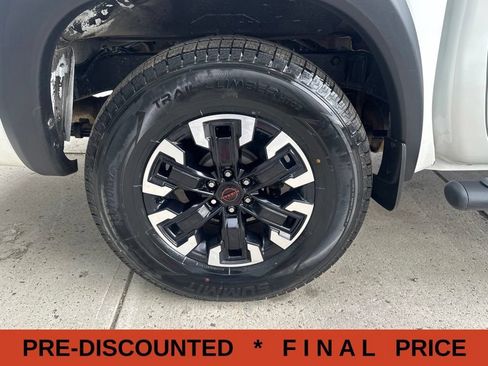 Used 2022 Nissan Frontier PRO-4X AWD/4WD image 9