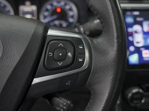 Used 2015 Toyota Camry XLE image 20