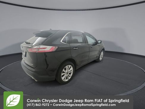 Used 2024 Ford Edge Titanium image 8