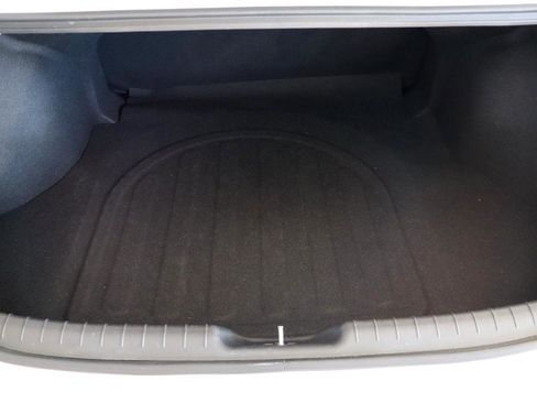 Used 2025 Hyundai Elantra SE FWD image 32