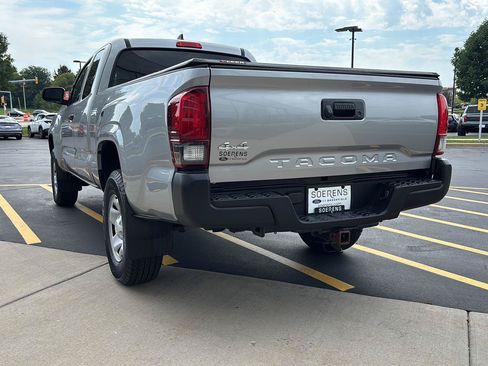 Used 2019 Toyota Tacoma SR AWD/4WD image 29