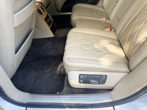 Used 2014 Bentley Flying Spur W12 AWD/4WD image 37