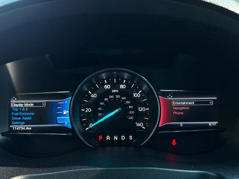 Used 2016 Ford Explorer Limited FWD image 25