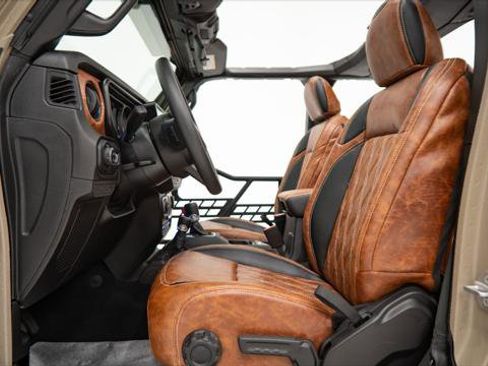 Used 2025 Jeep Gladiator Sport image 37