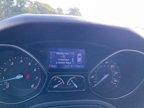 Used 2013 Ford Focus SE FWD image 21