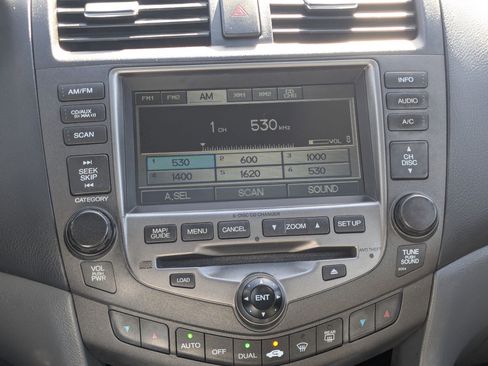 Used 2007 Honda Accord EX image 25