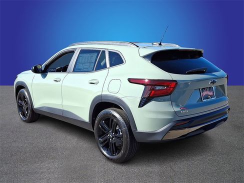 New 2026 Chevrolet Trax ACTIV w/ Driver Confidence Package image 4
