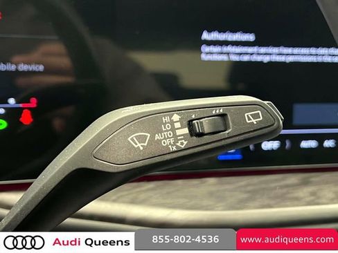 Used 2025 Audi Q5 Premium Plus w/ Premium Plus AWD/4WD image 24