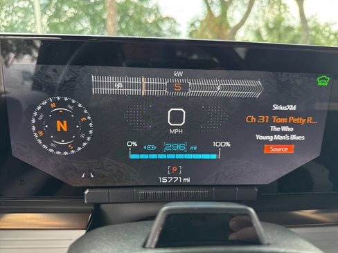 Used 2025 GMC Hummer EV 3X AWD/4WD image 70