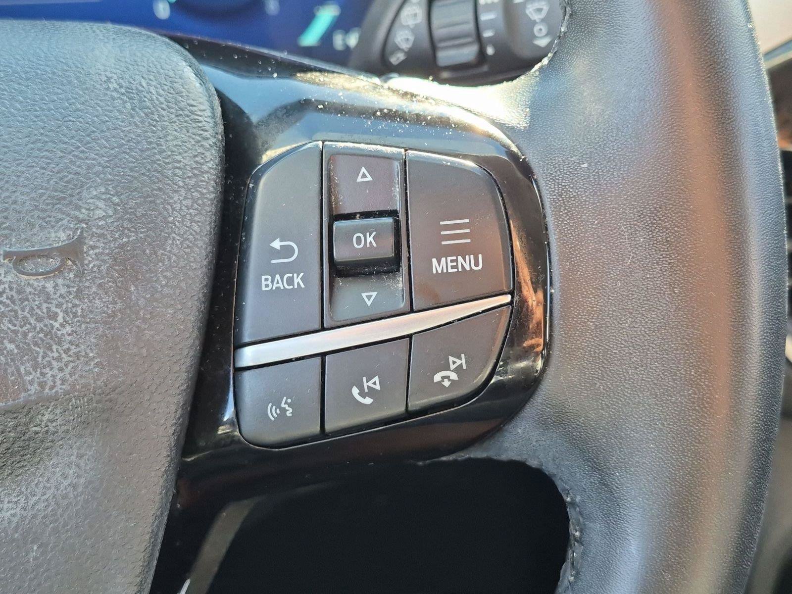 Used 2022 Ford Escape SEL w/ Technology Package AWD/4WD image 16