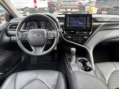 Used 2023 Toyota Camry SE w/ Cold Weather Package image 11