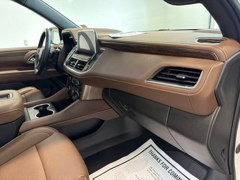 Used 2024 Chevrolet Tahoe High Country w/ Advanced Technology Package AWD/4WD image 45