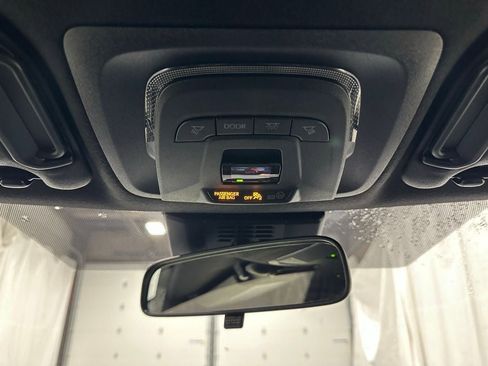 Used 2025 Toyota Corolla SE image 41