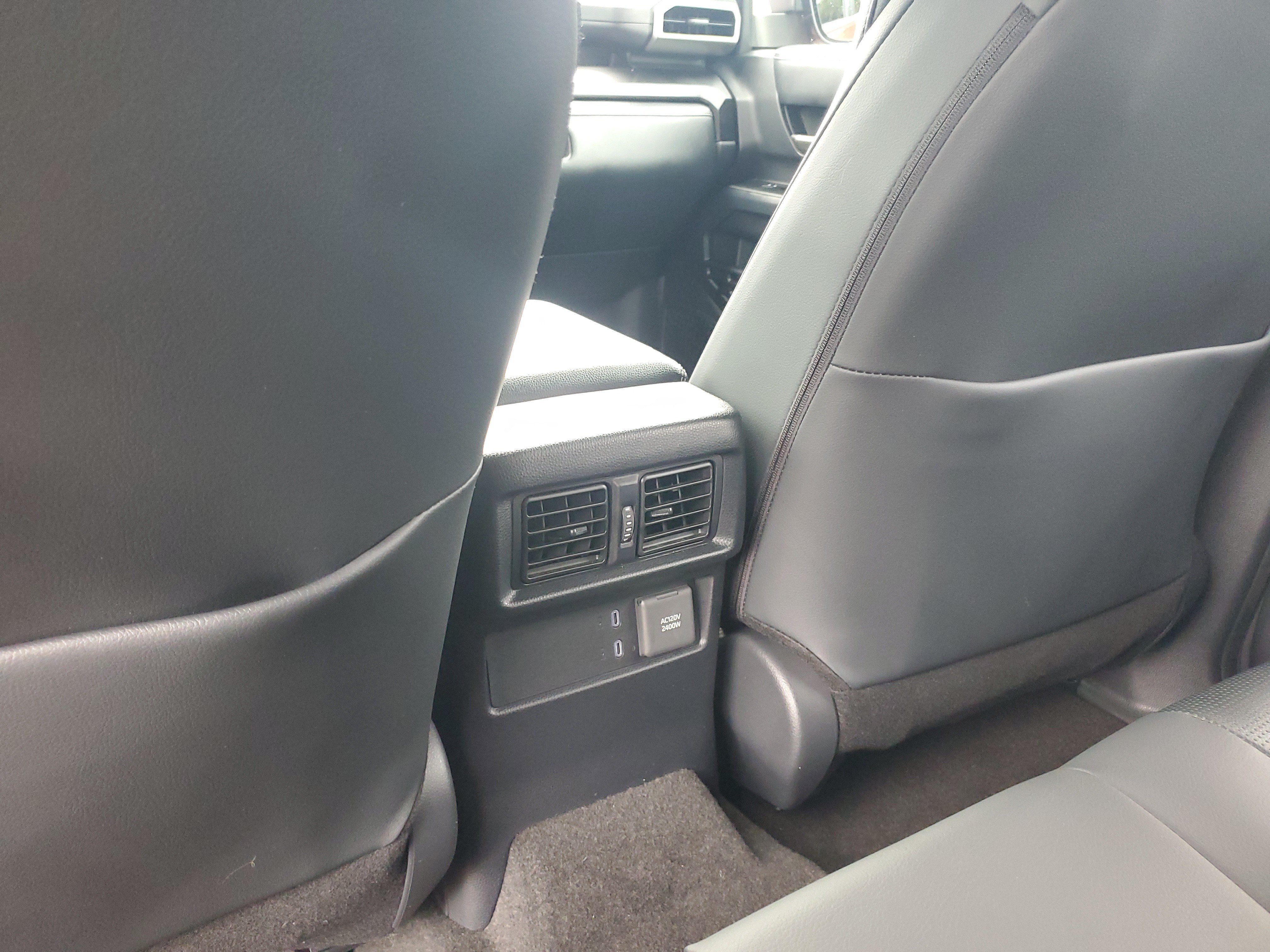 Used 2025 Toyota 4Runner Limited AWD/4WD image 15