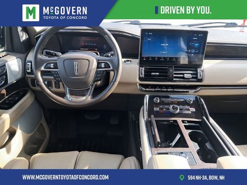 Used 2023 Lincoln Navigator L Reserve AWD/4WD image 27