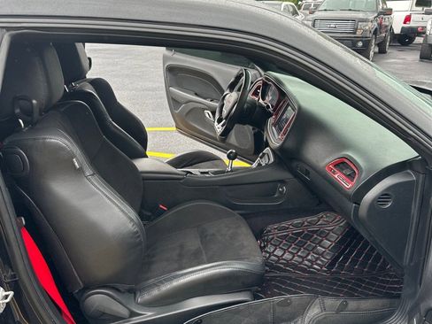 Used 2018 Dodge Challenger T/A RWD image 11