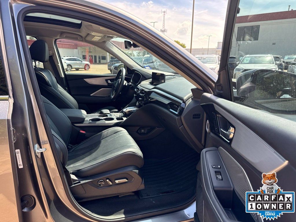 Used 2023 Acura MDX w/ Technology Package AWD/4WD image 29