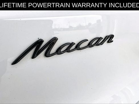 Used 2024 Porsche Macan w/ Premium Plus Package AWD/4WD image 43