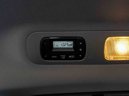 Used 2024 Honda Odyssey Elite image 43