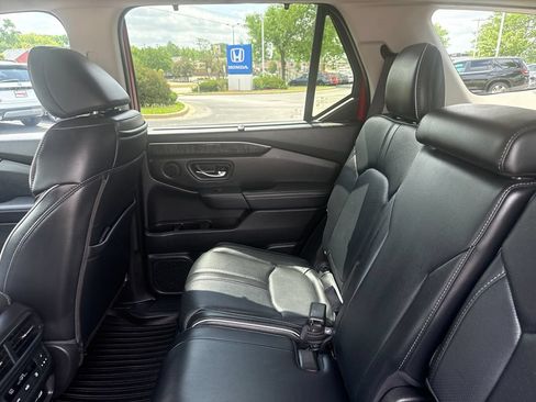 Certified 2023 Honda Pilot Elite image 21