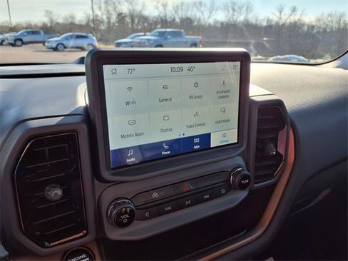 Used 2024 Ford Bronco Sport Outer Banks w/ Tech Package image 56