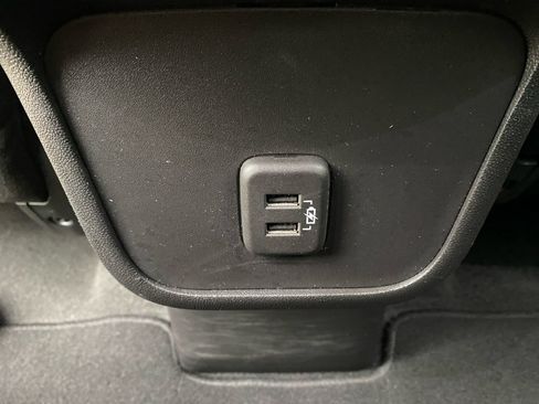 Certified 2023 Chevrolet Equinox LS w/ LS Convenience Package AWD/4WD image 33